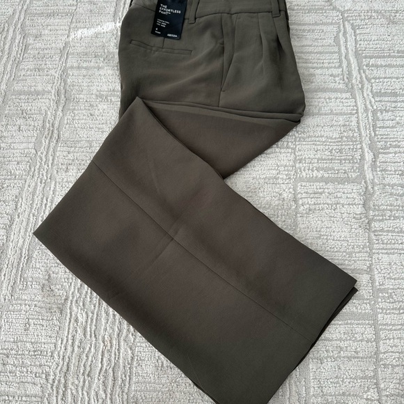 Aritzia Effortless Pants Crepette - Picture 8 of 14